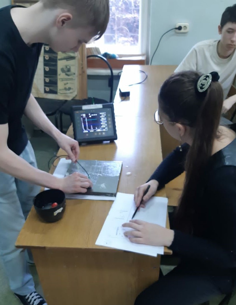 15.04.2025 для обучающихся 10 класса МБОУ СОШ № 37, 18 и 52 г. Пензы, в рамках профориентационной работы на кафедре СЛПиМ проведена практическая работа «Компьютерное проектирование сварных изделий и методы контроля сварных соединений».